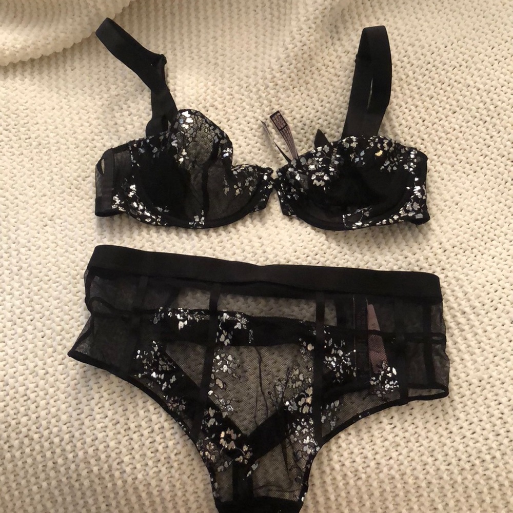 Victoria’s Secret Bra and Panty Set